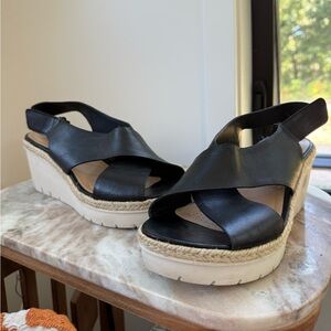 Clarks Artisan Black Leather Wedge Sandals Size 10